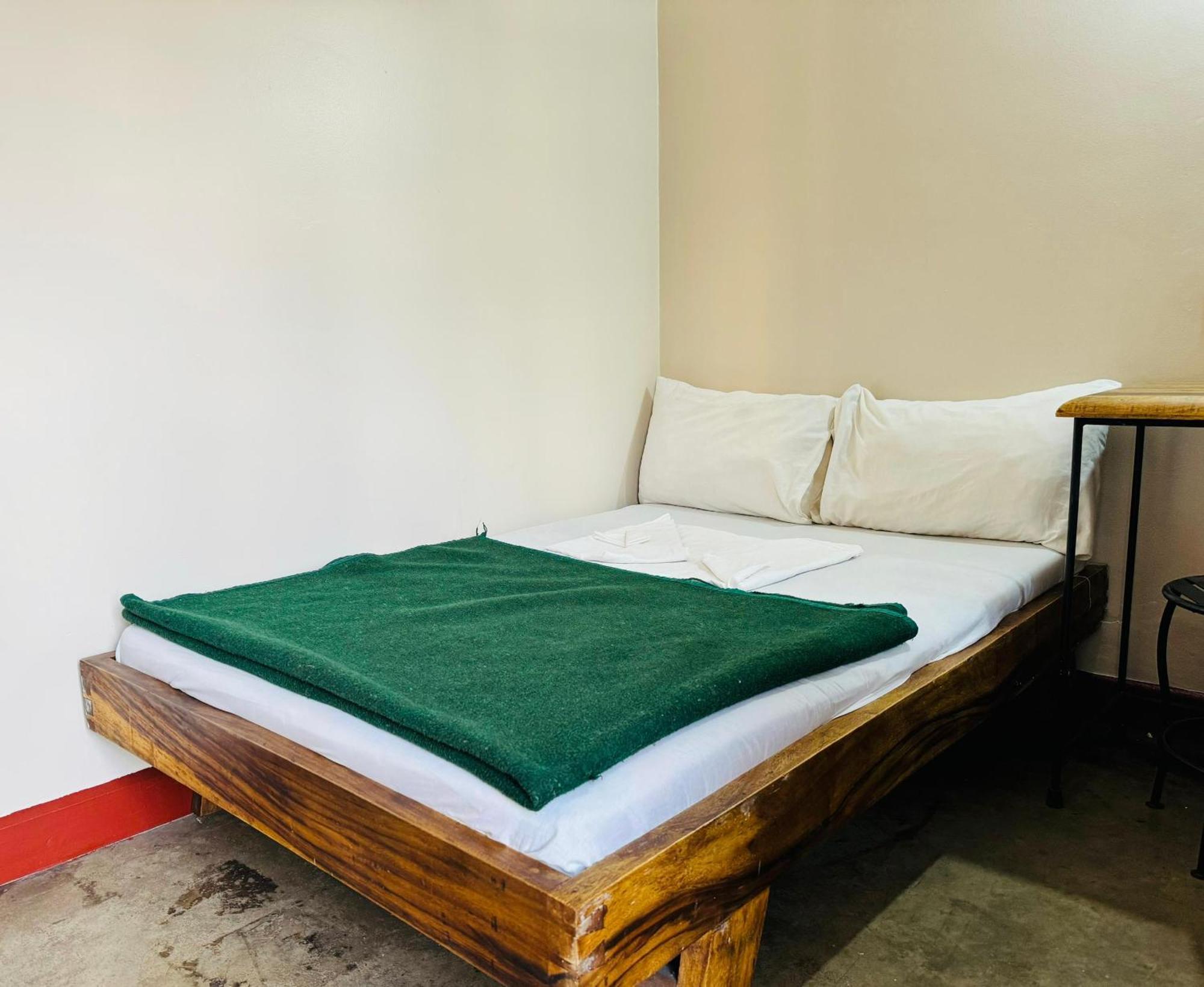 Arusha Backpackers Hotel Buitenkant foto